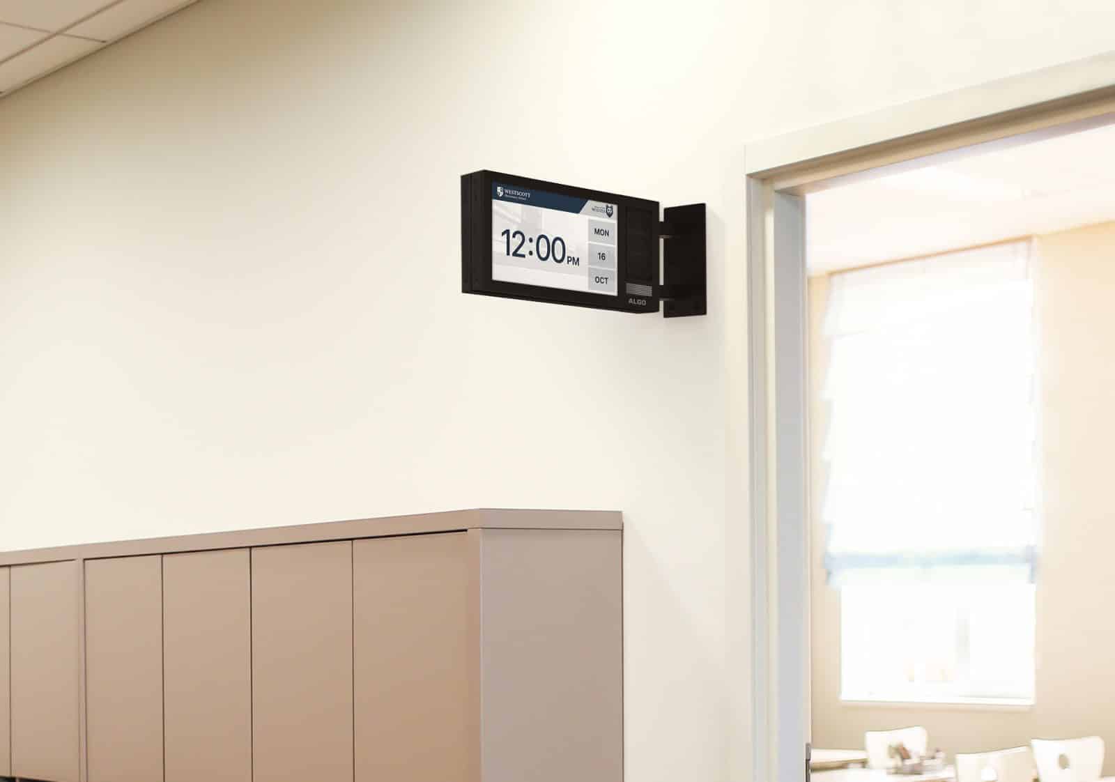IP Display Speaker wall-mounted in school hall